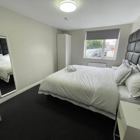 Mays Apartments - 102 Mill Street, Free Parking, 2 Minute Walk To Baltic Market And City Centre - Apartments Sleep 1-10 Guests Liverpool Exteriér fotografie