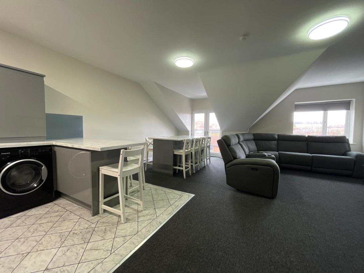 Mays Apartments - 102 Mill Street, Free Parking, 2 Minute Walk To Baltic Market And City Centre - Apartments Sleep 1-10 Guests Liverpool Exteriér fotografie