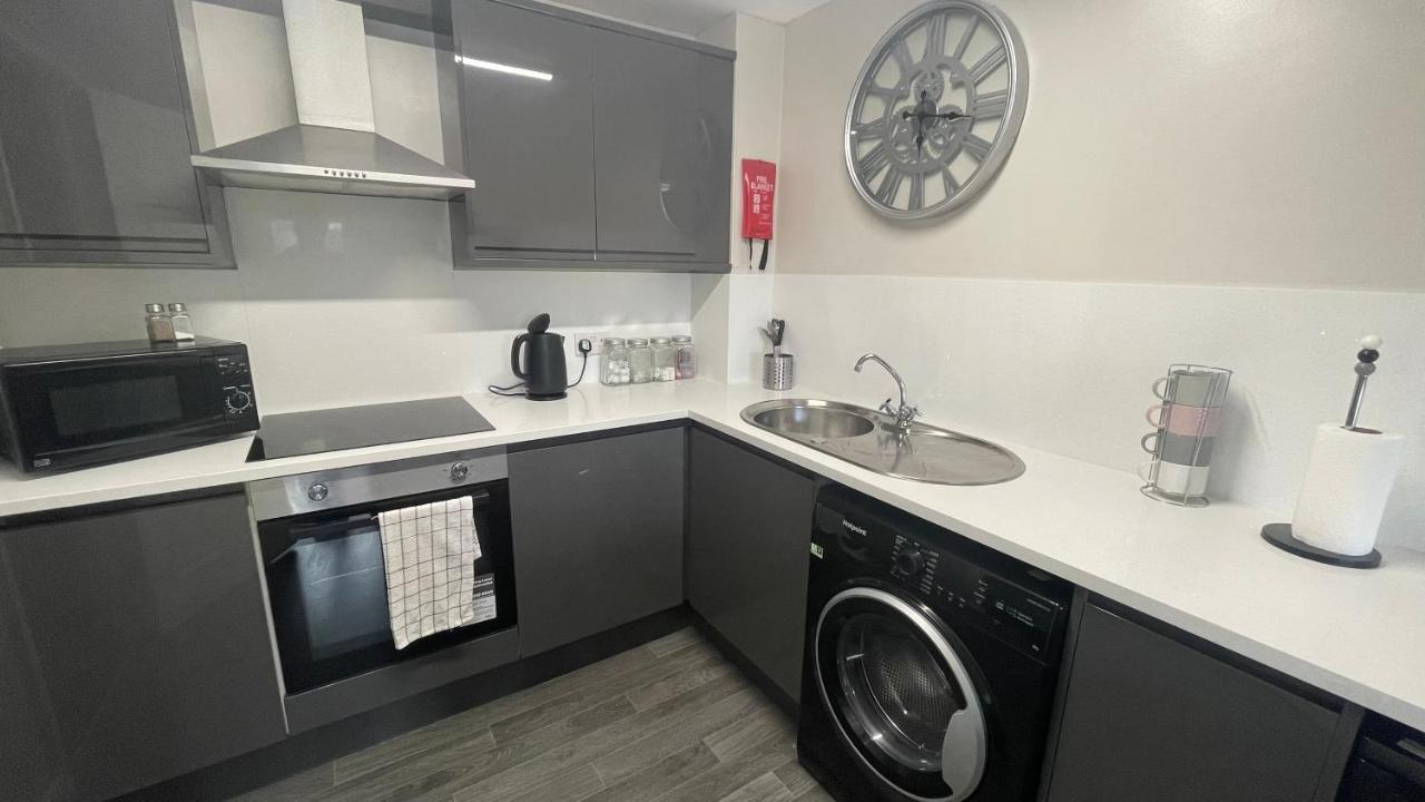 Mays Apartments - 102 Mill Street, Free Parking, 2 Minute Walk To Baltic Market And City Centre - Apartments Sleep 1-10 Guests Liverpool Exteriér fotografie
