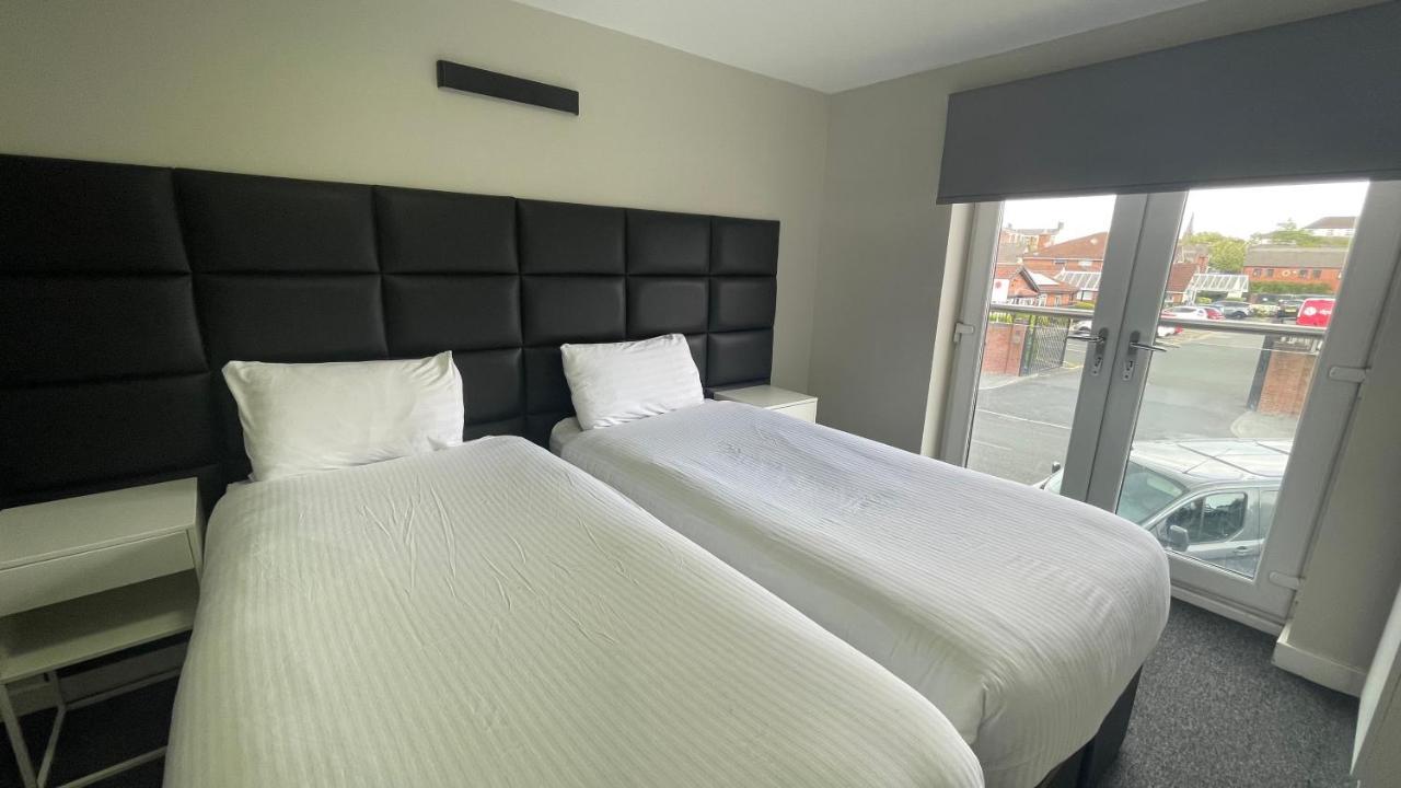 Mays Apartments - 102 Mill Street, Free Parking, 2 Minute Walk To Baltic Market And City Centre - Apartments Sleep 1-10 Guests Liverpool Exteriér fotografie