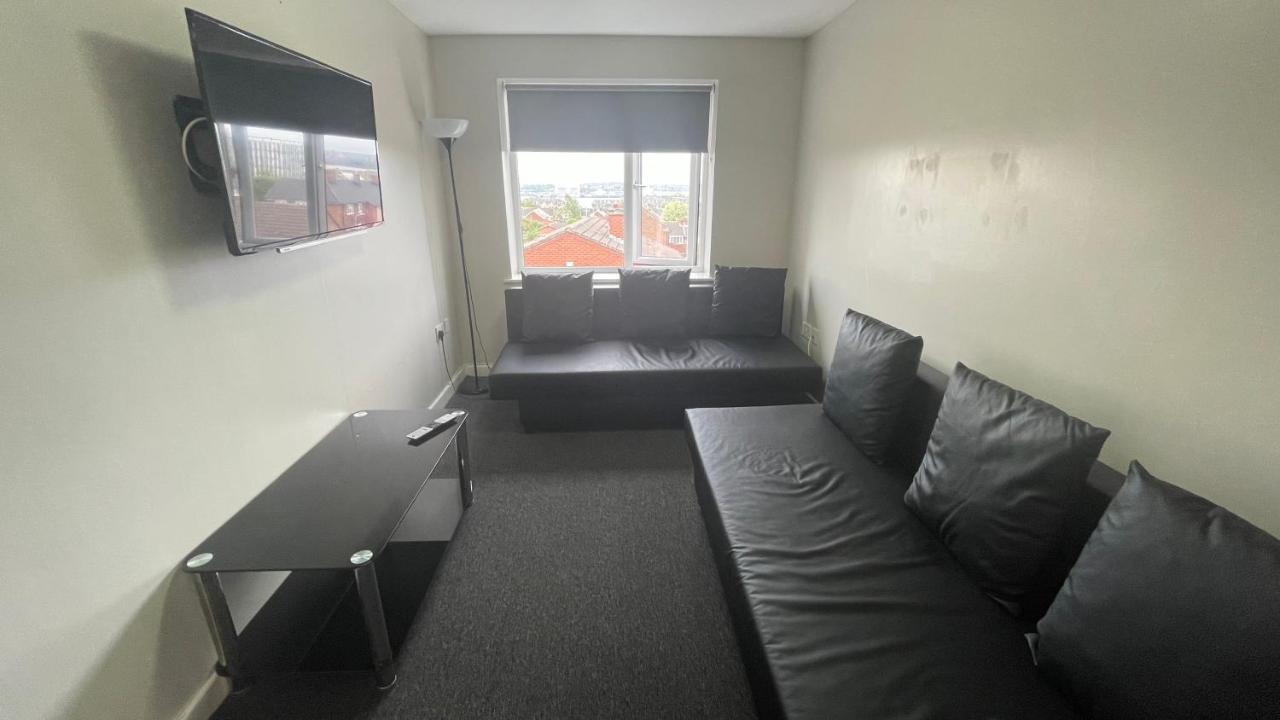 Mays Apartments - 102 Mill Street, Free Parking, 2 Minute Walk To Baltic Market And City Centre - Apartments Sleep 1-10 Guests Liverpool Exteriér fotografie
