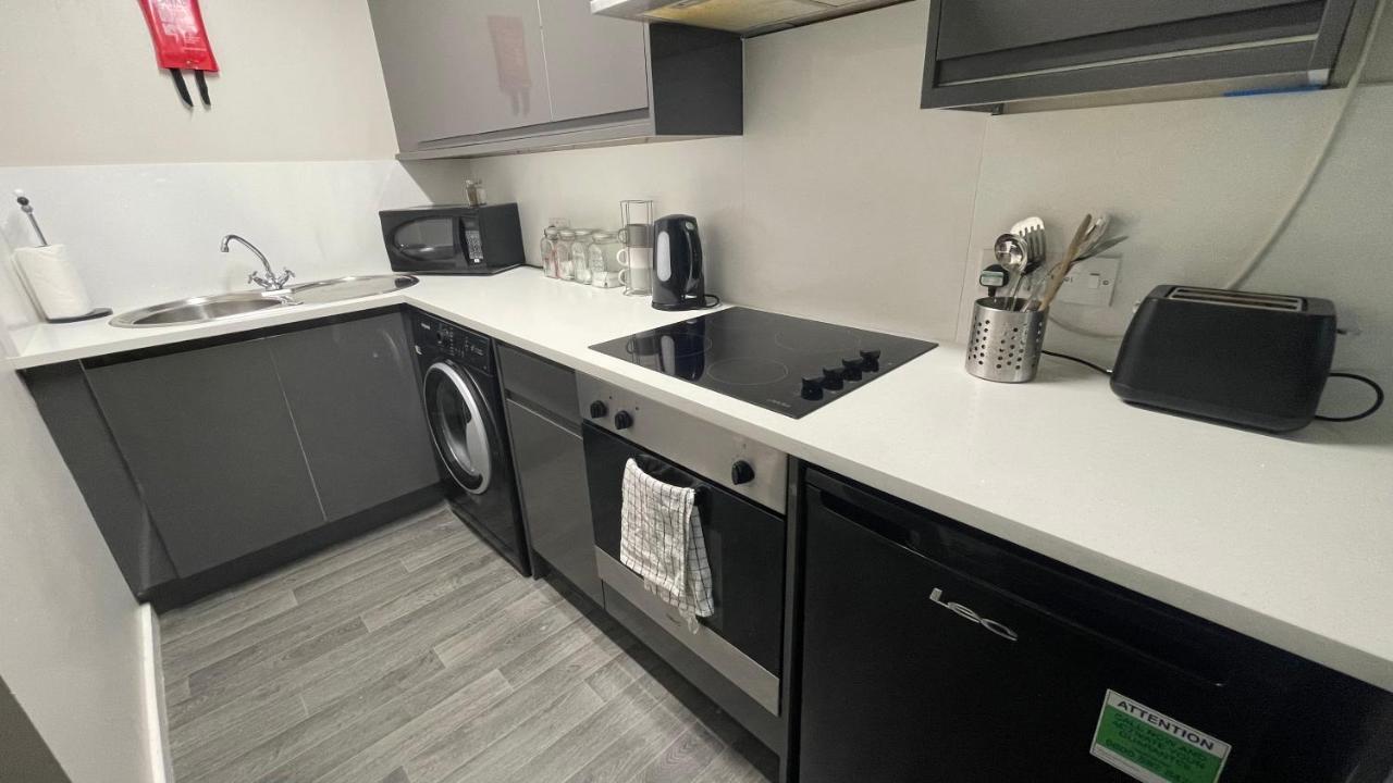 Mays Apartments - 102 Mill Street, Free Parking, 2 Minute Walk To Baltic Market And City Centre - Apartments Sleep 1-10 Guests Liverpool Exteriér fotografie